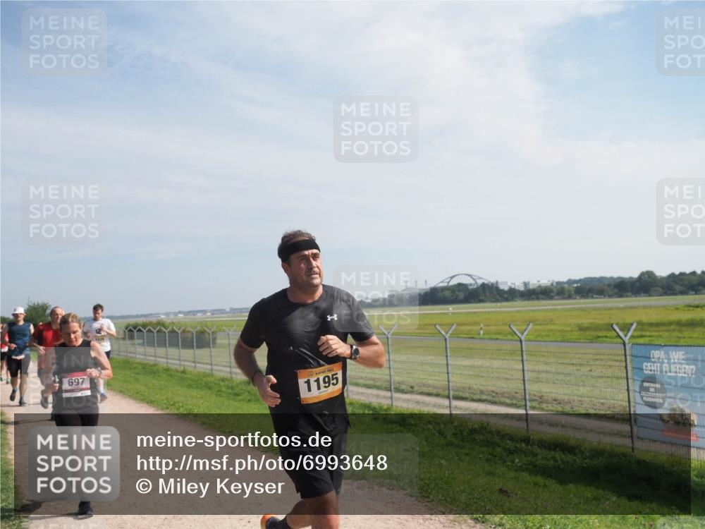 08.09.2024 - Airport Race Miley Keyser http://msf.ph/oto/6993648 08.09.2024 12:14:20 Laufen OLYMPUS, DIGITAL, CAMERA meine-sportfotos.de