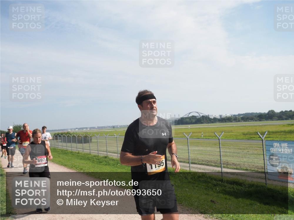 08.09.2024 - Airport Race Miley Keyser http://msf.ph/oto/6993650 08.09.2024 12:14:20 Laufen OLYMPUS, DIGITAL, CAMERA meine-sportfotos.de