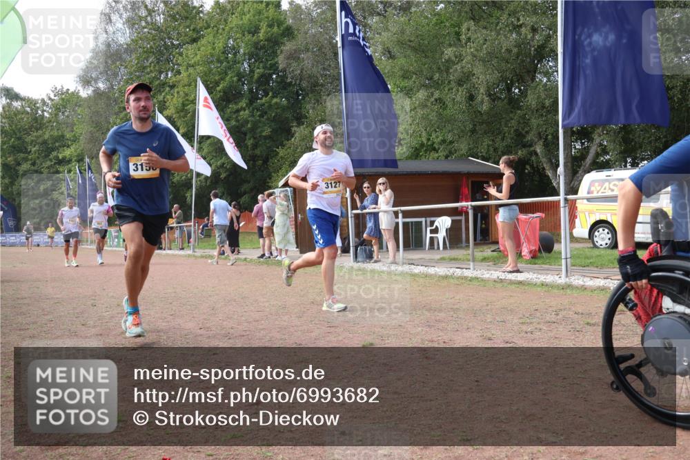 08.09.2024 - Airport Race Strokosch-Dieckow http://msf.ph/oto/6993682 08.09.2024 12:36:11 Ziel 802, 875, 1171, 1196, 1303, 1353, 1407, 3127, 3156 meine-sportfotos.de