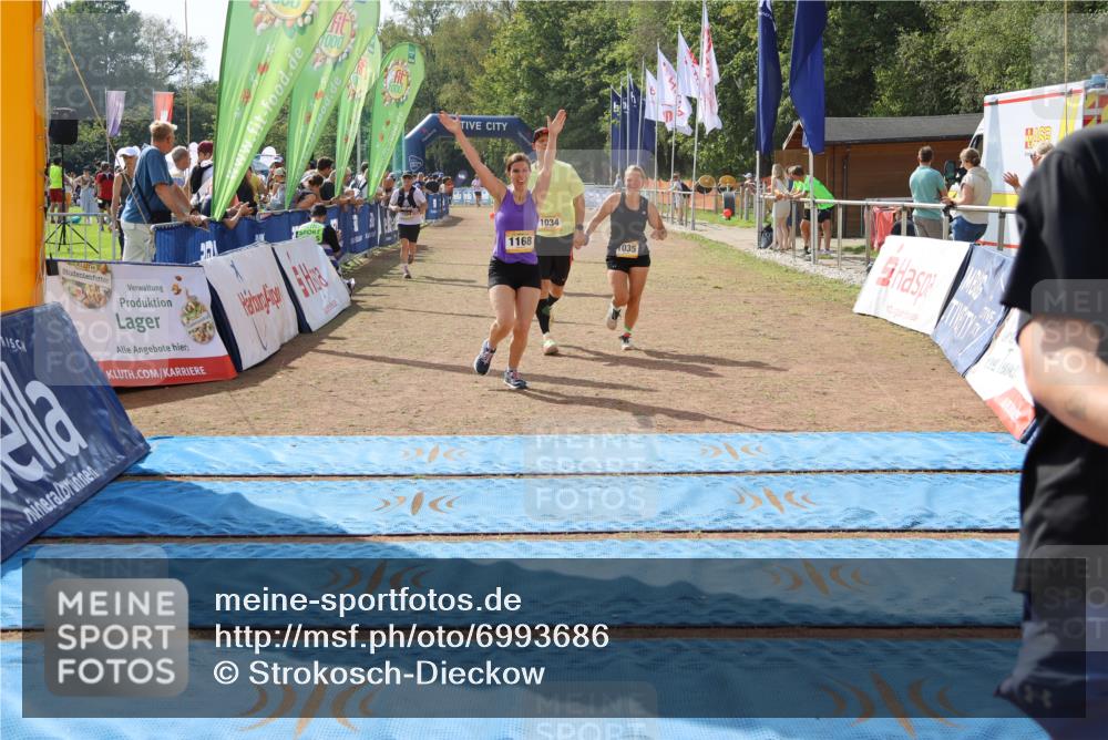 08.09.2024 - Airport Race Strokosch-Dieckow http://msf.ph/oto/6993686 08.09.2024 12:50:00 Ziel 123, 932, 1016, 1034, 1035, 1104, 1110, 1168, 1327, 1403, 1414 meine-sportfotos.de