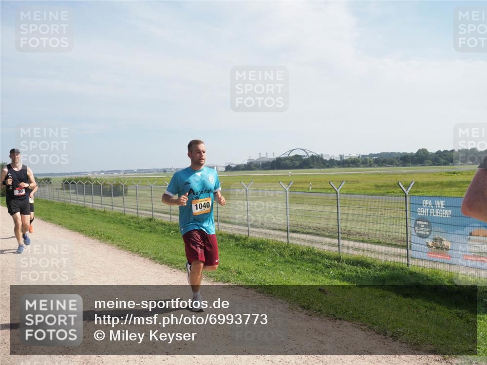 08.09.2024 - Airport Race Miley Keyser http://msf.ph/oto/6993773 08.09.2024 12:14:27 Laufen OLYMPUS, DIGITAL, CAMERA meine-sportfotos.de