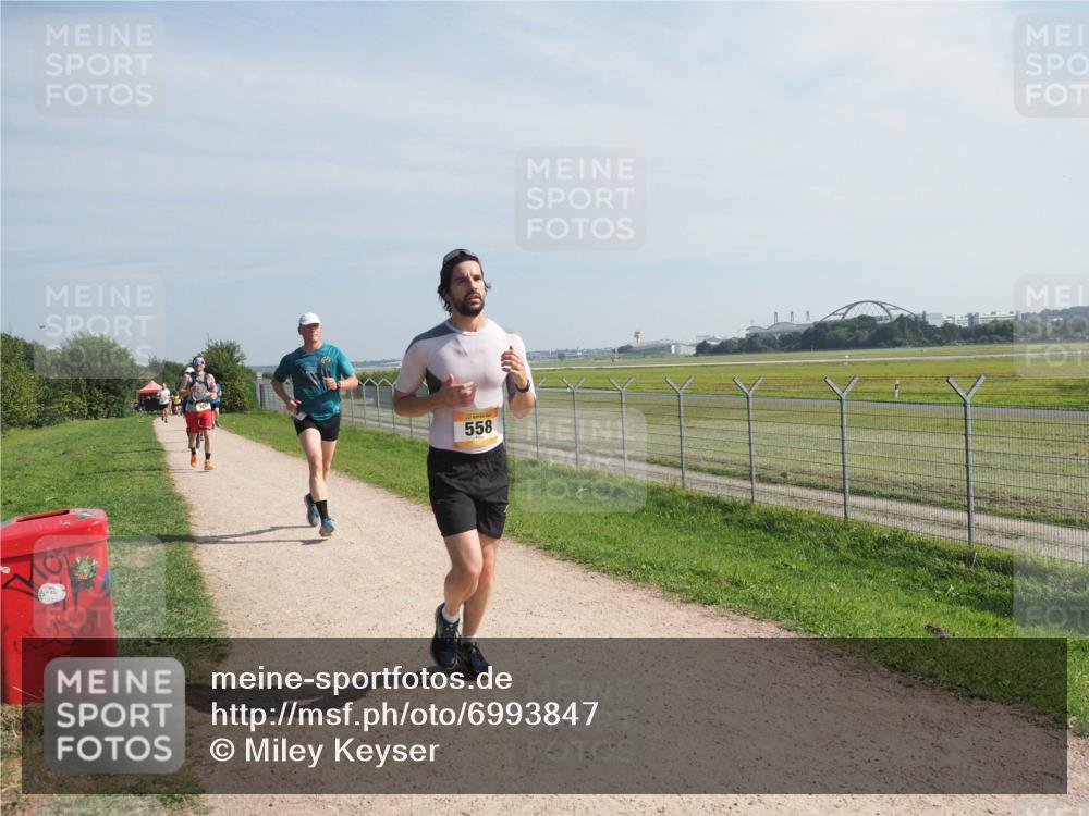 08.09.2024 - Airport Race Miley Keyser http://msf.ph/oto/6993847 08.09.2024 12:14:32 Laufen OLYMPUS, DIGITAL, CAMERA meine-sportfotos.de