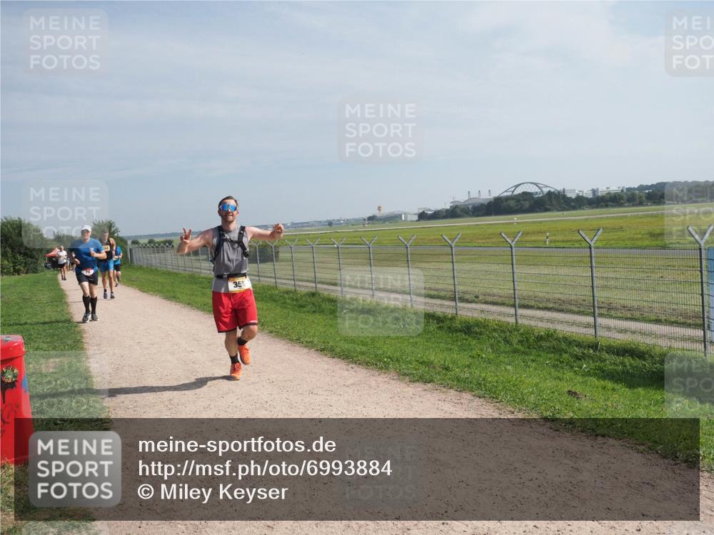 08.09.2024 - Airport Race Miley Keyser http://msf.ph/oto/6993884 08.09.2024 12:14:35 Laufen OLYMPUS, DIGITAL, CAMERA meine-sportfotos.de