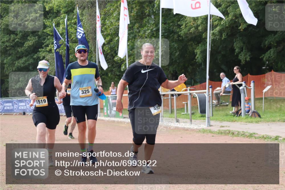 08.09.2024 - Airport Race Strokosch-Dieckow http://msf.ph/oto/6993922 08.09.2024 13:14:30 Ziel 325, 495, 1519 meine-sportfotos.de