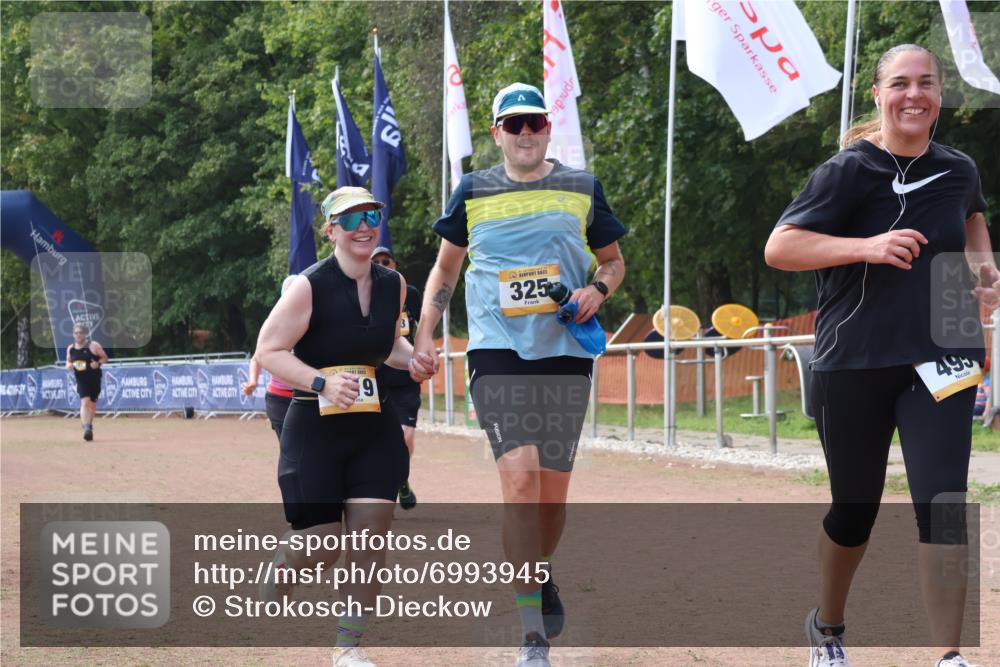 08.09.2024 - Airport Race Strokosch-Dieckow http://msf.ph/oto/6993945 08.09.2024 13:14:31 Ziel 325, 495, 1519 meine-sportfotos.de