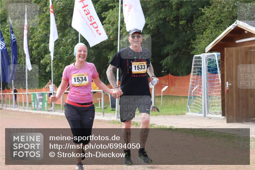 08.09.2024 - Airport Race Strokosch-Dieckow http://msf.ph/oto/6994050 08.09.2024 13:14:35 Ziel 325, 403, 495, 1519 meine-sportfotos.de