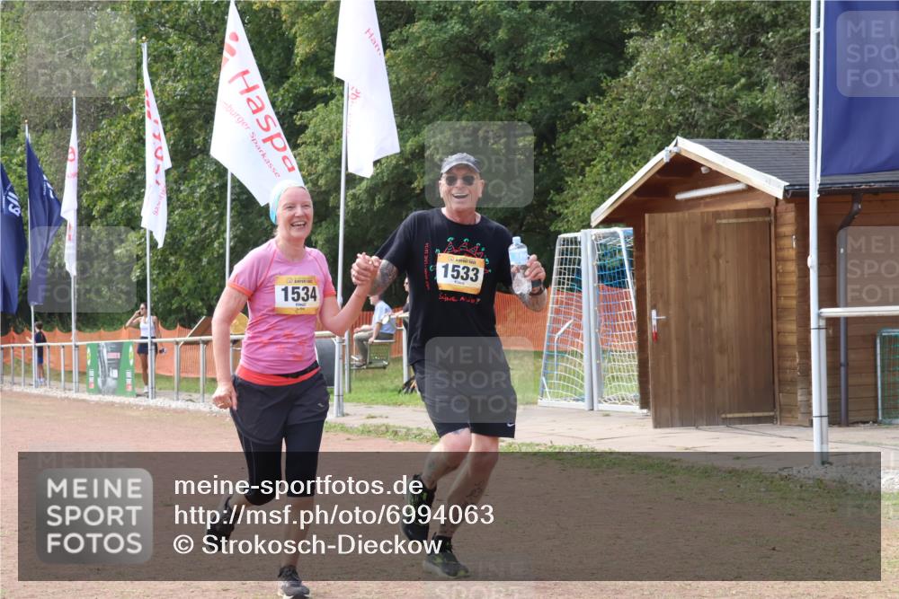 08.09.2024 - Airport Race Strokosch-Dieckow http://msf.ph/oto/6994063 08.09.2024 13:14:35 Ziel 325, 403, 495, 1519 meine-sportfotos.de