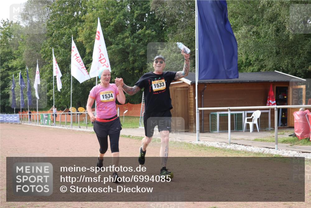 08.09.2024 - Airport Race Strokosch-Dieckow http://msf.ph/oto/6994085 08.09.2024 13:14:36 Ziel 325, 403, 495, 1519 meine-sportfotos.de