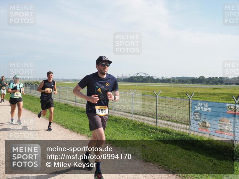 08.09.2024 - Airport Race Miley Keyser http://msf.ph/oto/6994170 08.09.2024 12:15:01 Laufen OLYMPUS, DIGITAL, CAMERA meine-sportfotos.de