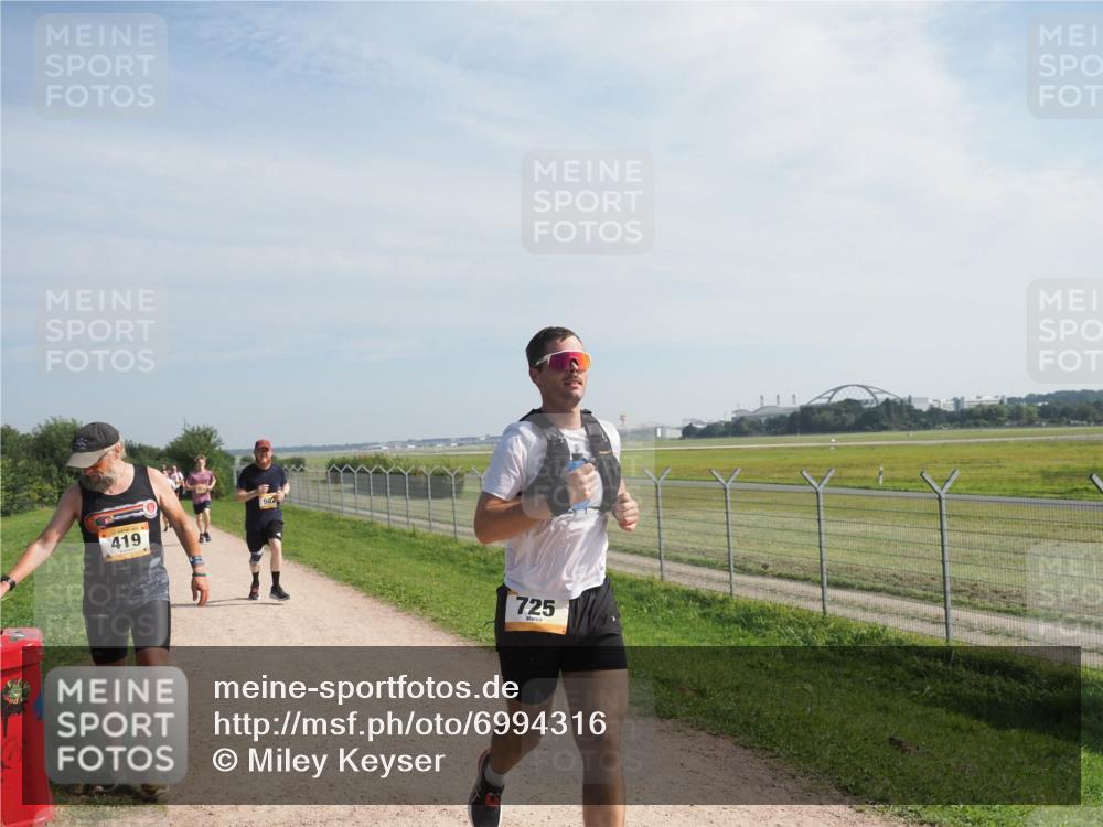 08.09.2024 - Airport Race Miley Keyser http://msf.ph/oto/6994316 08.09.2024 12:15:12 Laufen OLYMPUS, DIGITAL, CAMERA meine-sportfotos.de