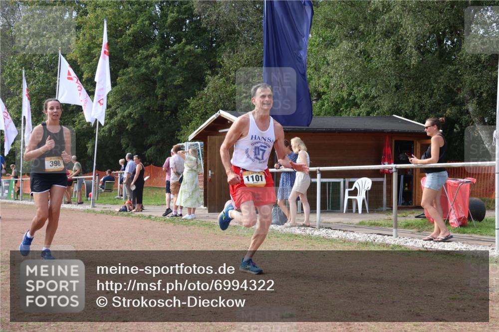 08.09.2024 - Airport Race Strokosch-Dieckow http://msf.ph/oto/6994322 08.09.2024 12:36:43 Ziel 46, 122, 202, 267, 398, 522, 626, 947, 1101 meine-sportfotos.de