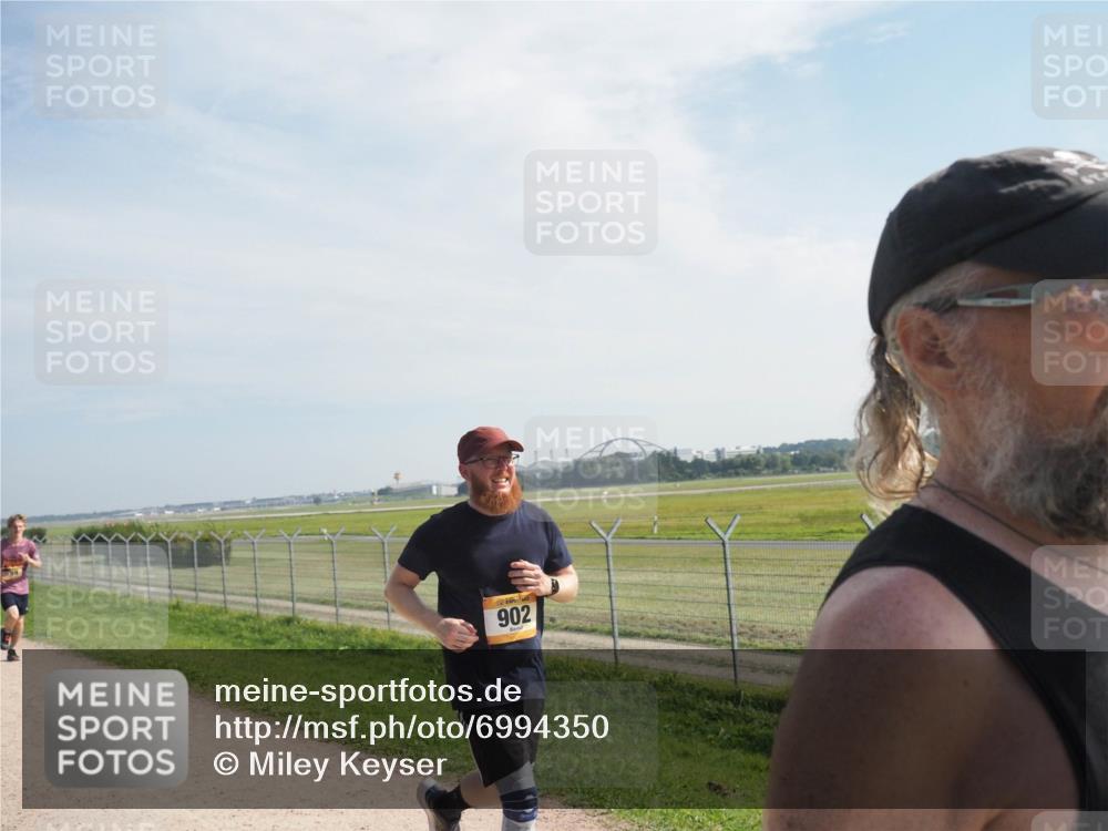 08.09.2024 - Airport Race Miley Keyser http://msf.ph/oto/6994350 08.09.2024 12:15:14 Laufen OLYMPUS, DIGITAL, CAMERA meine-sportfotos.de