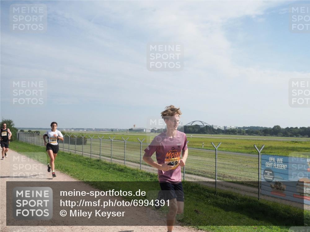 08.09.2024 - Airport Race Miley Keyser http://msf.ph/oto/6994391 08.09.2024 12:15:17 Laufen OLYMPUS, DIGITAL, CAMERA meine-sportfotos.de