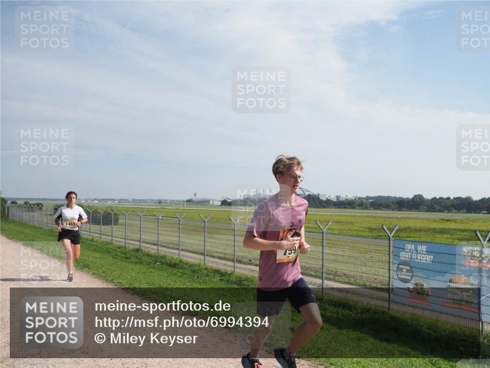08.09.2024 - Airport Race Miley Keyser http://msf.ph/oto/6994394 08.09.2024 12:15:18 Laufen OLYMPUS, DIGITAL, CAMERA meine-sportfotos.de
