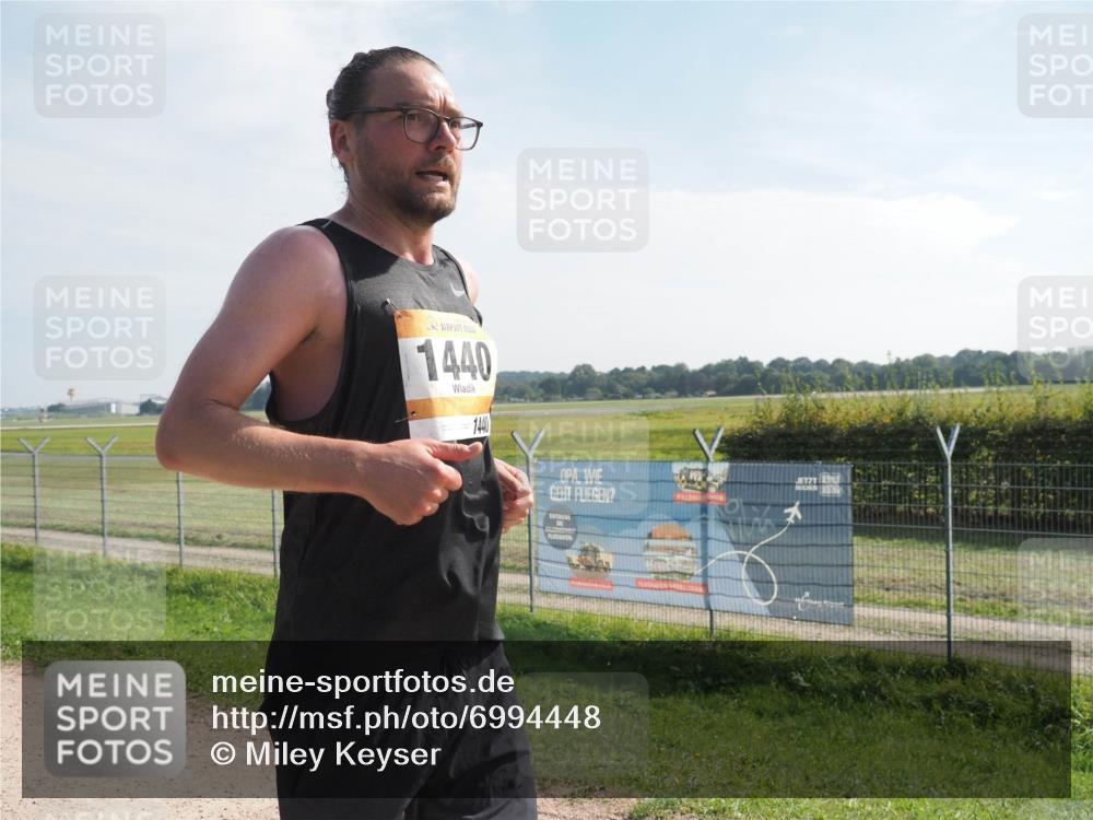 08.09.2024 - Airport Race Miley Keyser http://msf.ph/oto/6994448 08.09.2024 12:15:23 Laufen OLYMPUS, DIGITAL, CAMERA meine-sportfotos.de