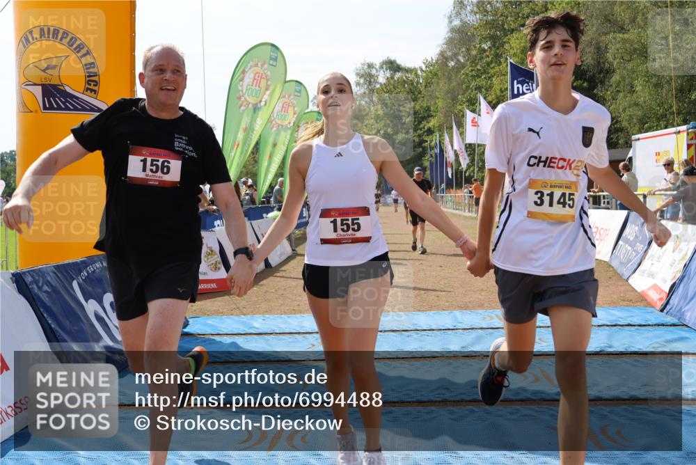 08.09.2024 - Airport Race Strokosch-Dieckow http://msf.ph/oto/6994488 08.09.2024 12:50:42 Ziel 9, 155, 156, 270, 591, 767, 992, 1010, 1232, 3145 meine-sportfotos.de