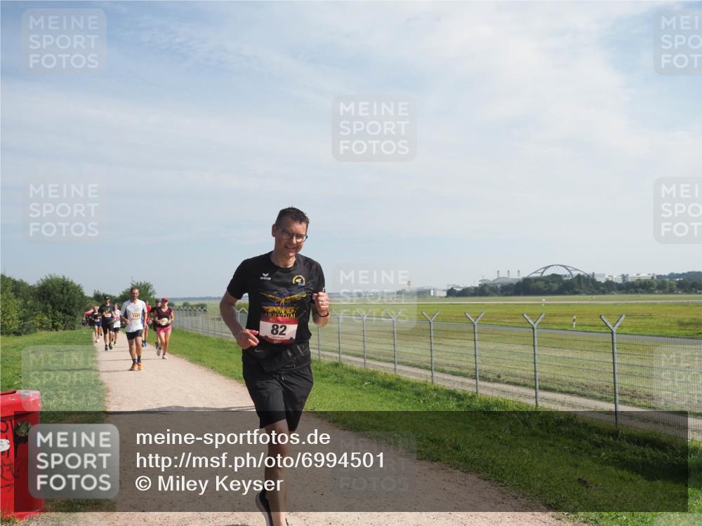 08.09.2024 - Airport Race Miley Keyser http://msf.ph/oto/6994501 08.09.2024 12:15:28 Laufen OLYMPUS, DIGITAL, CAMERA meine-sportfotos.de