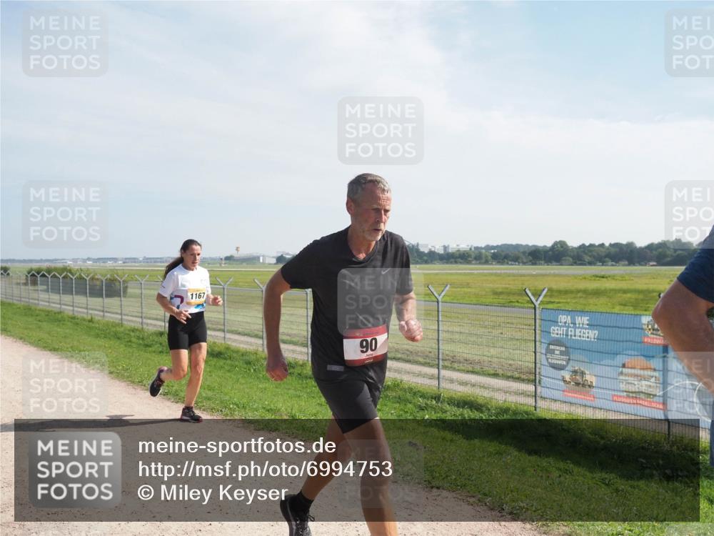 08.09.2024 - Airport Race Miley Keyser http://msf.ph/oto/6994753 08.09.2024 12:15:48 Laufen OLYMPUS, DIGITAL, CAMERA meine-sportfotos.de