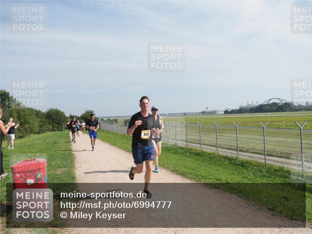 08.09.2024 - Airport Race Miley Keyser http://msf.ph/oto/6994777 08.09.2024 12:15:51 Laufen OLYMPUS, DIGITAL, CAMERA meine-sportfotos.de