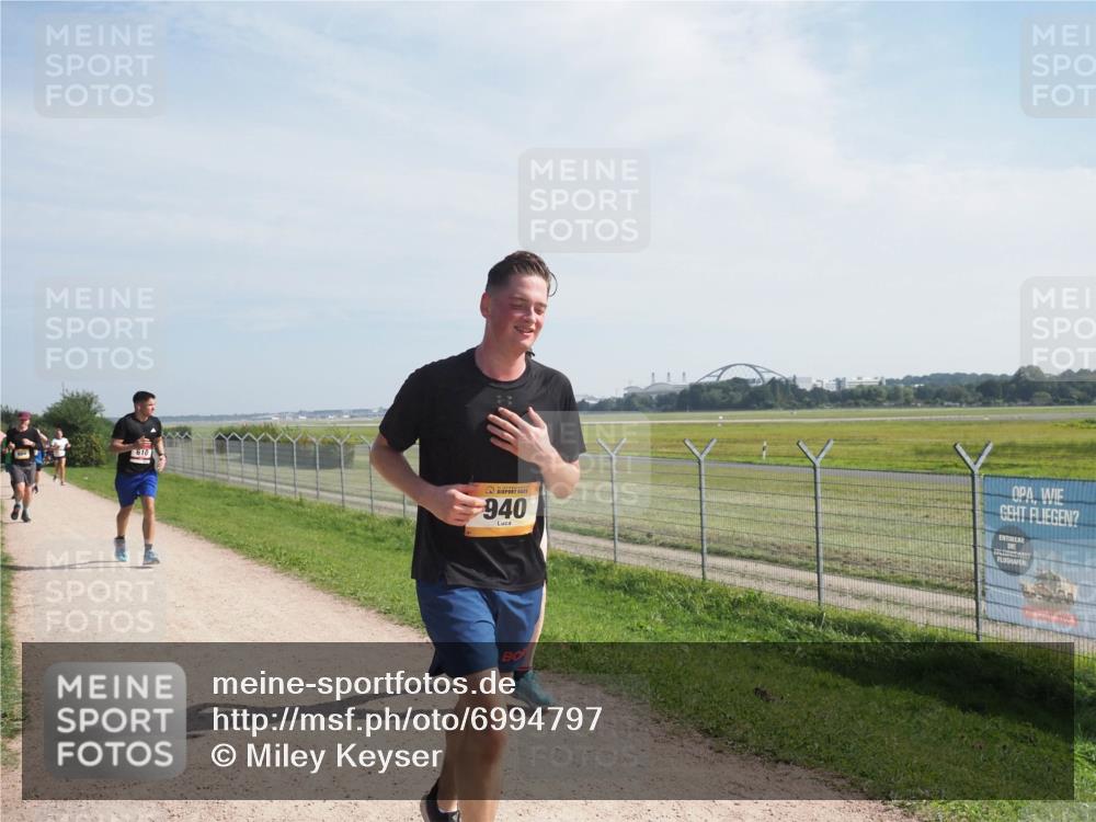 08.09.2024 - Airport Race Miley Keyser http://msf.ph/oto/6994797 08.09.2024 12:15:52 Laufen OLYMPUS, DIGITAL, CAMERA meine-sportfotos.de