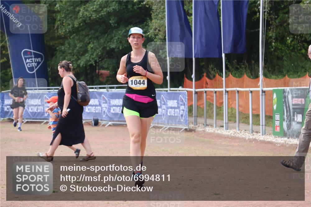 08.09.2024 - Airport Race Strokosch-Dieckow http://msf.ph/oto/6994811 08.09.2024 13:15:55 Ziel 1044, 1048 meine-sportfotos.de