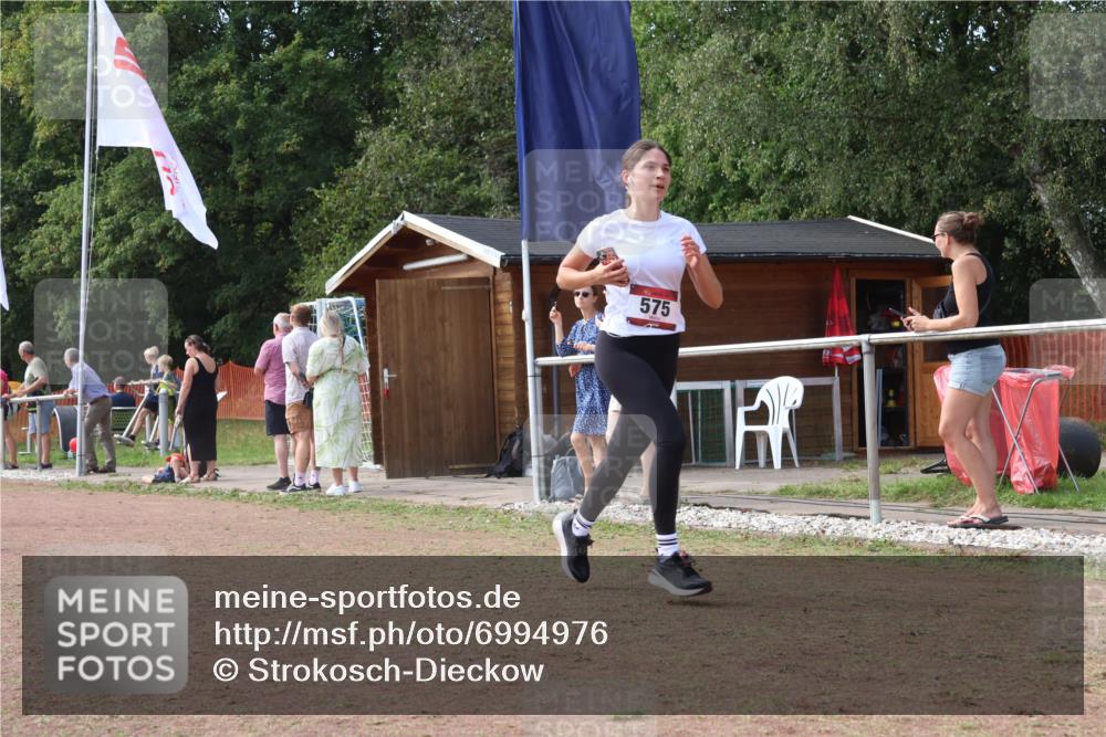 08.09.2024 - Airport Race Strokosch-Dieckow http://msf.ph/oto/6994976 08.09.2024 12:37:09 Ziel 37, 106, 575, 771, 3001, 3084 meine-sportfotos.de
