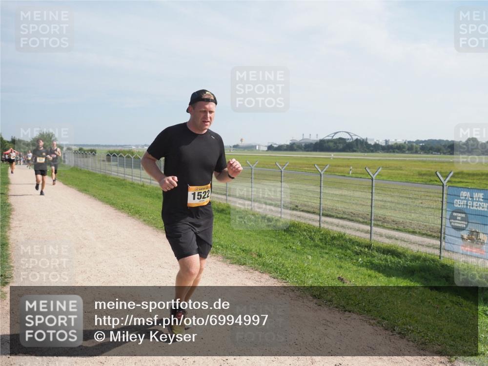 08.09.2024 - Airport Race Miley Keyser http://msf.ph/oto/6994997 08.09.2024 12:16:16 Laufen OLYMPUS, DIGITAL, CAMERA meine-sportfotos.de