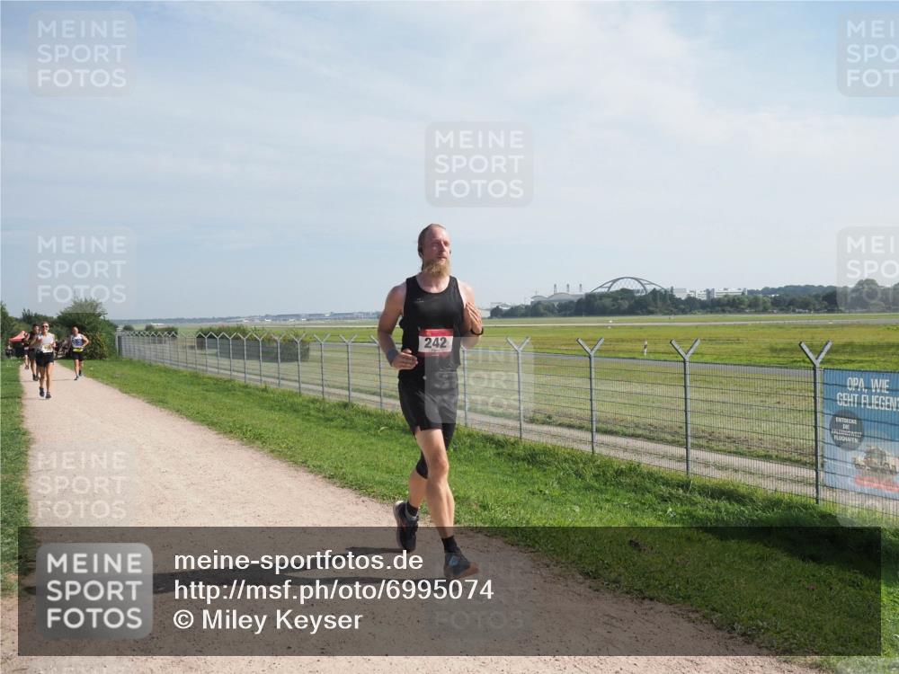 08.09.2024 - Airport Race Miley Keyser http://msf.ph/oto/6995074 08.09.2024 12:16:22 Laufen OLYMPUS, DIGITAL, CAMERA meine-sportfotos.de