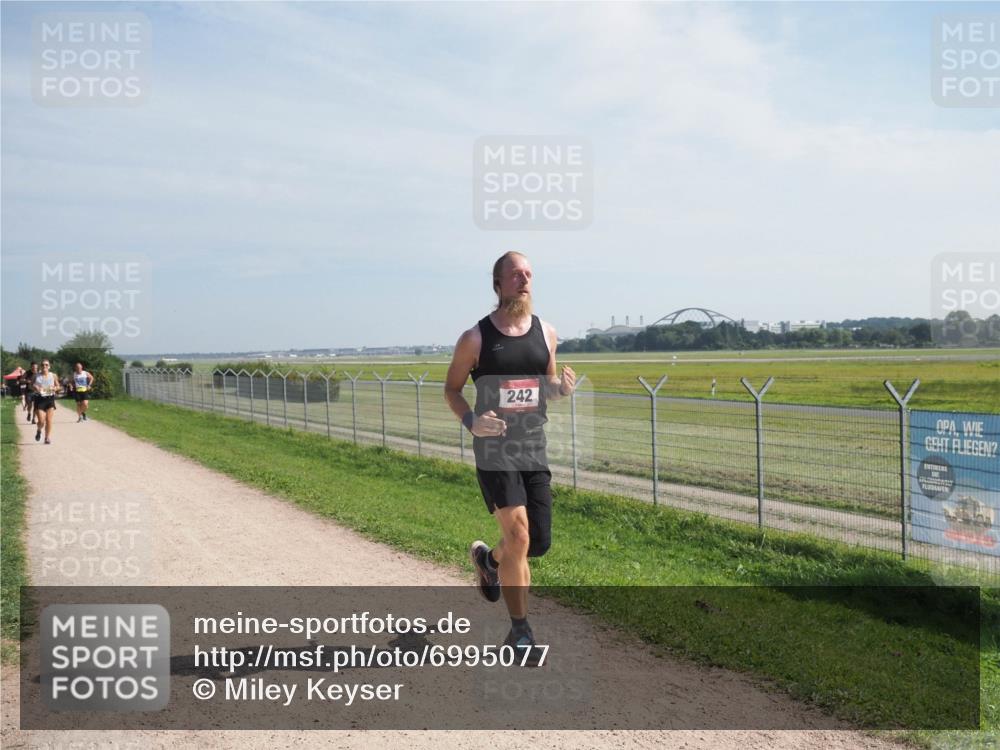 08.09.2024 - Airport Race Miley Keyser http://msf.ph/oto/6995077 08.09.2024 12:16:22 Laufen OLYMPUS, DIGITAL, CAMERA meine-sportfotos.de