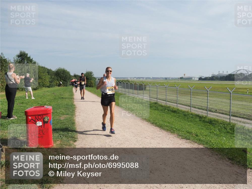 08.09.2024 - Airport Race Miley Keyser http://msf.ph/oto/6995088 08.09.2024 12:16:27 Laufen OLYMPUS, DIGITAL, CAMERA meine-sportfotos.de