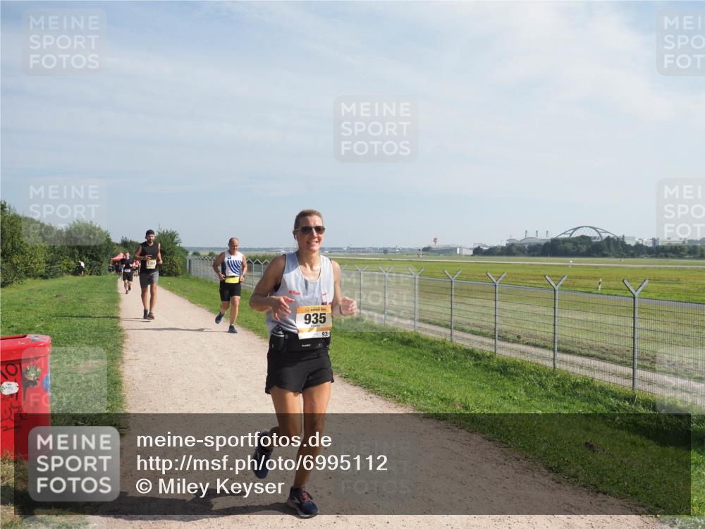 08.09.2024 - Airport Race Miley Keyser http://msf.ph/oto/6995112 08.09.2024 12:16:28 Laufen OLYMPUS, DIGITAL, CAMERA meine-sportfotos.de