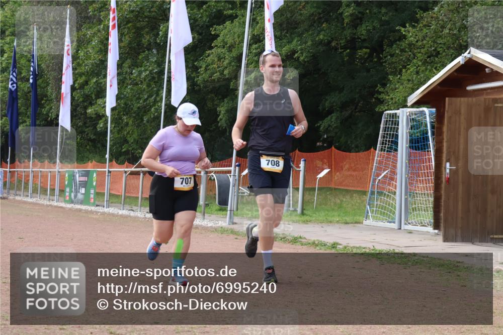 08.09.2024 - Airport Race Strokosch-Dieckow http://msf.ph/oto/6995240 08.09.2024 13:17:06 Ziel 628, 707, 708 meine-sportfotos.de