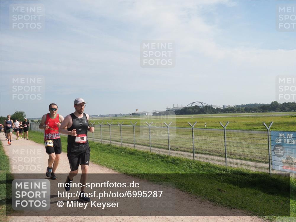 08.09.2024 - Airport Race Miley Keyser http://msf.ph/oto/6995287 08.09.2024 12:16:54 Laufen OLYMPUS, DIGITAL, CAMERA meine-sportfotos.de