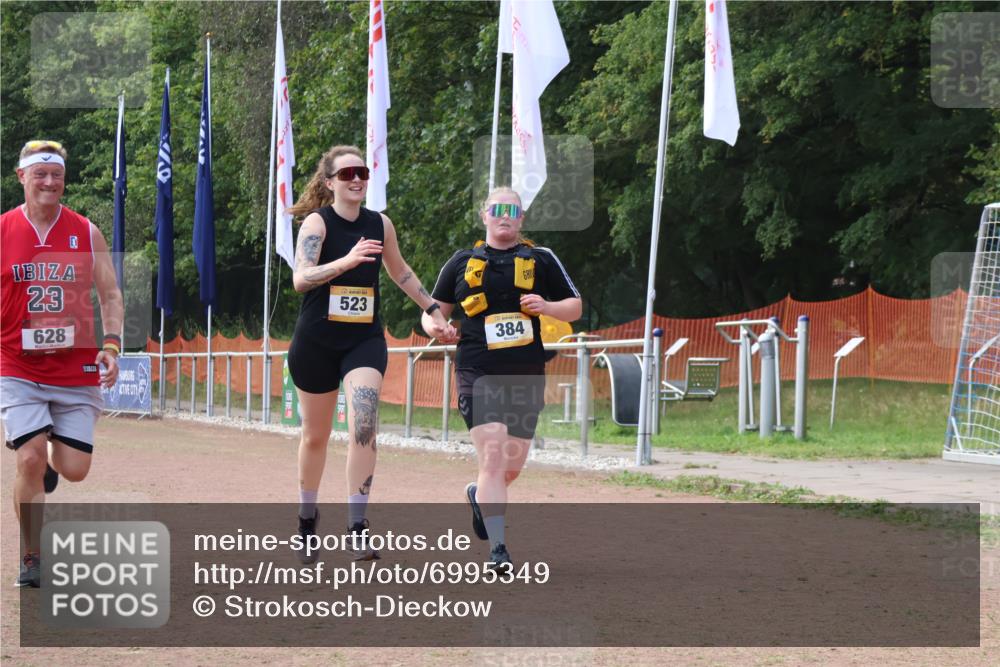 08.09.2024 - Airport Race Strokosch-Dieckow http://msf.ph/oto/6995349 08.09.2024 13:17:13 Ziel 384, 523, 628 meine-sportfotos.de