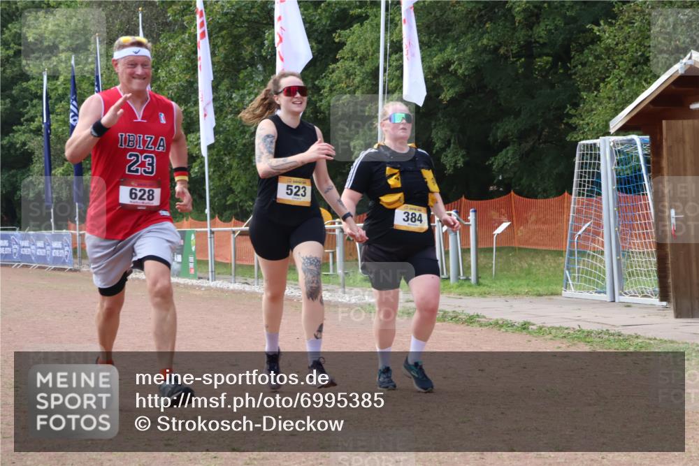 08.09.2024 - Airport Race Strokosch-Dieckow http://msf.ph/oto/6995385 08.09.2024 13:17:14 Ziel 384, 523, 628 meine-sportfotos.de