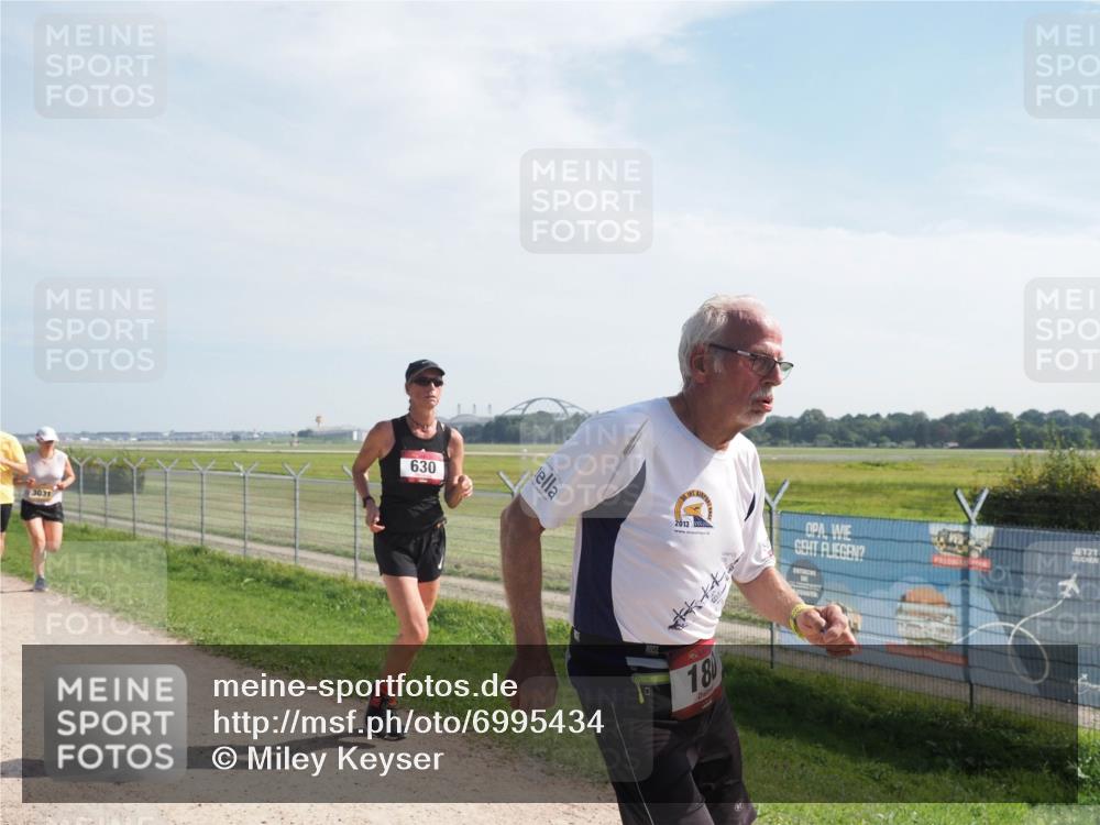 08.09.2024 - Airport Race Miley Keyser http://msf.ph/oto/6995434 08.09.2024 12:17:07 Laufen OLYMPUS, DIGITAL, CAMERA meine-sportfotos.de