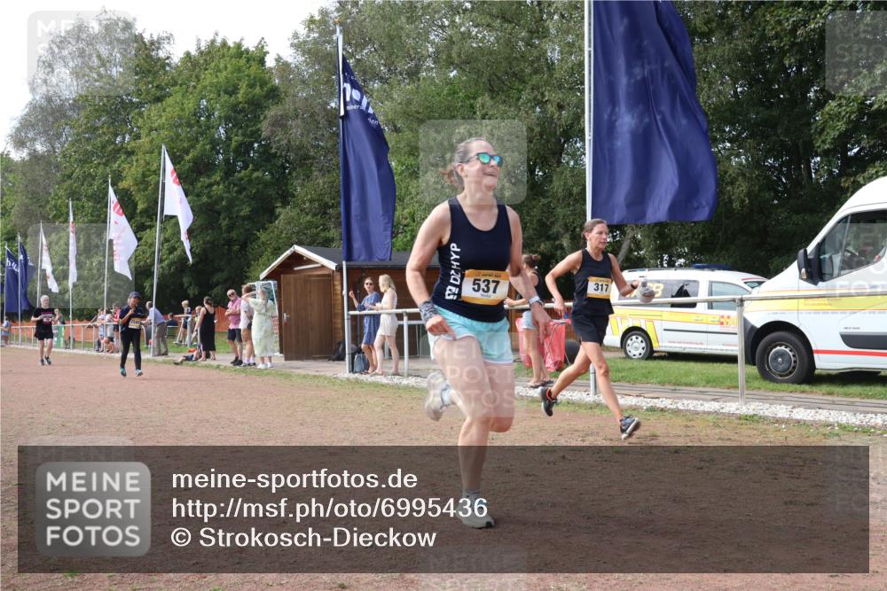 08.09.2024 - Airport Race Strokosch-Dieckow http://msf.ph/oto/6995436 08.09.2024 12:37:28 Ziel 66, 301, 317, 537, 825, 1352, 2580 meine-sportfotos.de
