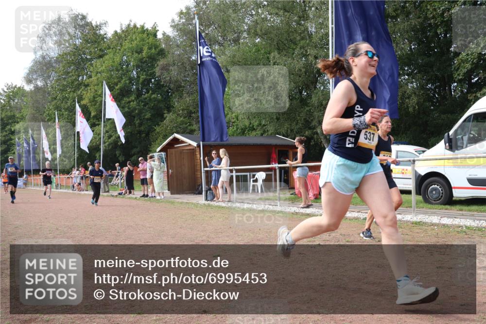 08.09.2024 - Airport Race Strokosch-Dieckow http://msf.ph/oto/6995453 08.09.2024 12:37:28 Ziel 66, 301, 317, 537, 825, 1352, 2580 meine-sportfotos.de