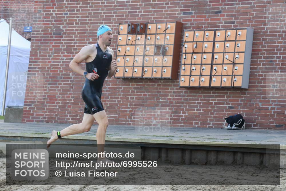 08.09.2024 - Stadtparktriathlon Luisa Fischer http://msf.ph/oto/6995526 08.09.2024 08:45:50 Schwimmen 56, 59 meine-sportfotos.de