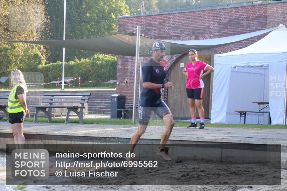 08.09.2024 - Stadtparktriathlon Luisa Fischer http://msf.ph/oto/6995562 08.09.2024 08:46:02 Schwimmen 5, 32, 38, 51, 56 meine-sportfotos.de