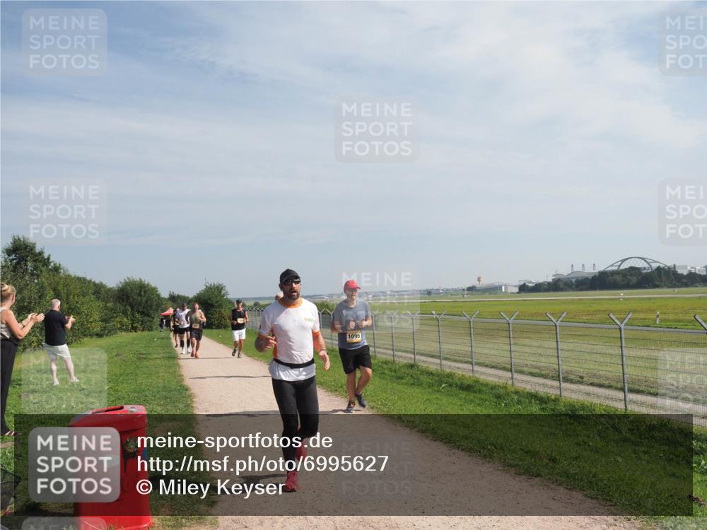 08.09.2024 - Airport Race Miley Keyser http://msf.ph/oto/6995627 08.09.2024 12:17:31 Laufen OLYMPUS, DIGITAL, CAMERA meine-sportfotos.de