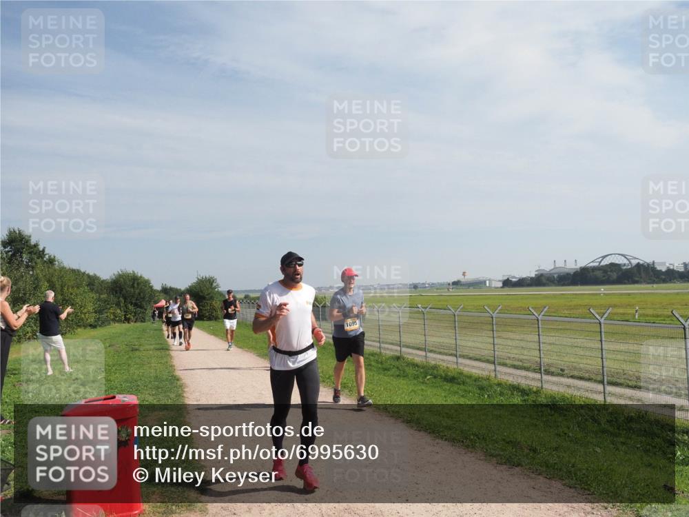 08.09.2024 - Airport Race Miley Keyser http://msf.ph/oto/6995630 08.09.2024 12:17:31 Laufen OLYMPUS, DIGITAL, CAMERA meine-sportfotos.de