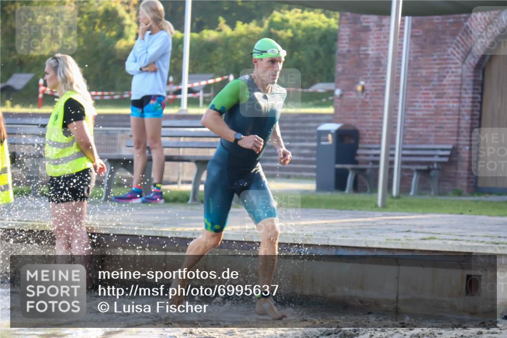 08.09.2024 - Stadtparktriathlon Luisa Fischer http://msf.ph/oto/6995637 08.09.2024 08:46:22 Schwimmen 1, 34, 62, 71 meine-sportfotos.de