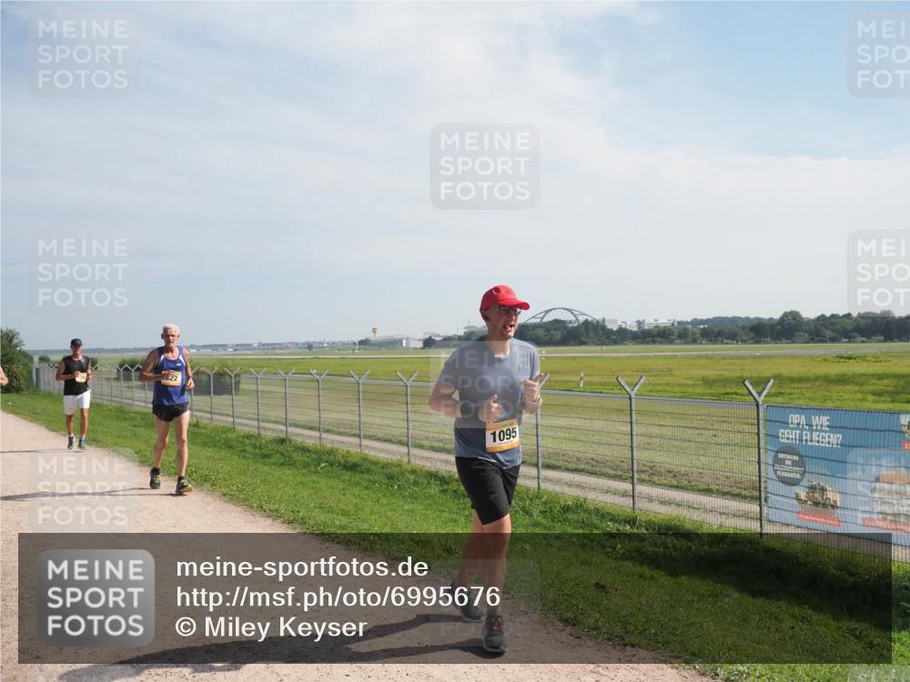 08.09.2024 - Airport Race Miley Keyser http://msf.ph/oto/6995676 08.09.2024 12:17:33 Laufen OLYMPUS, DIGITAL, CAMERA meine-sportfotos.de