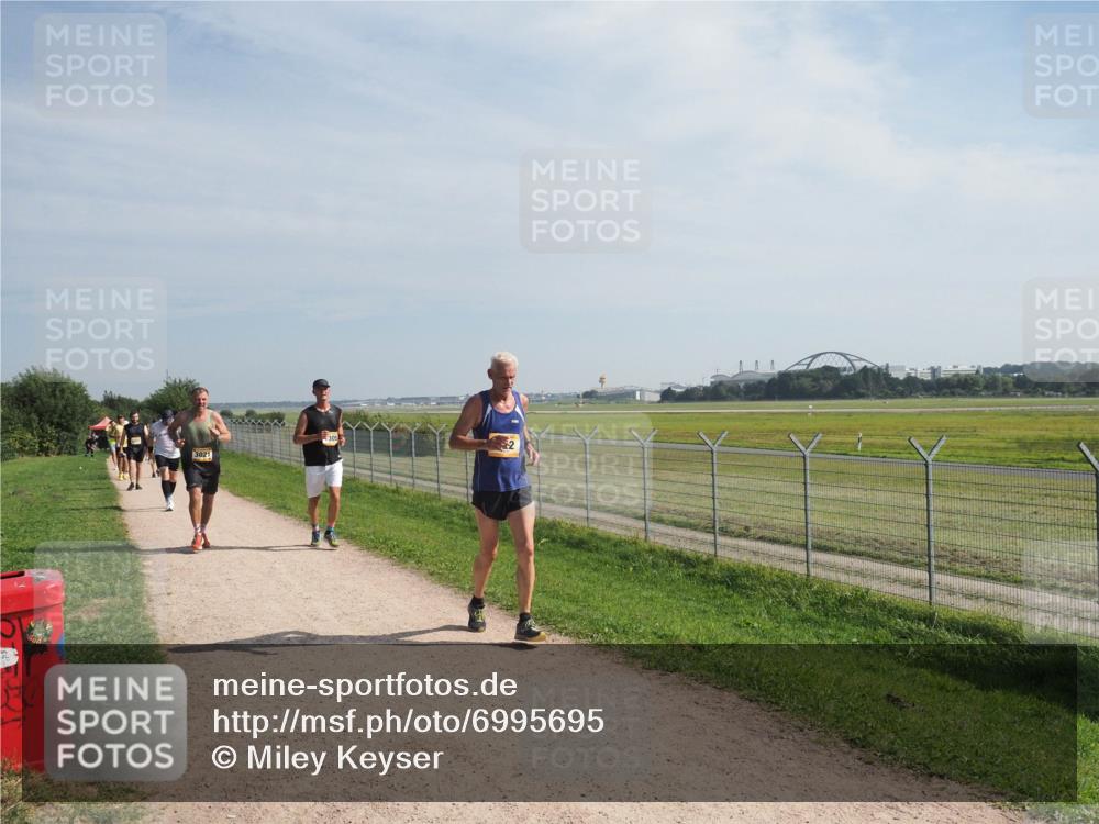 08.09.2024 - Airport Race Miley Keyser http://msf.ph/oto/6995695 08.09.2024 12:17:34 Laufen OLYMPUS, DIGITAL, CAMERA meine-sportfotos.de