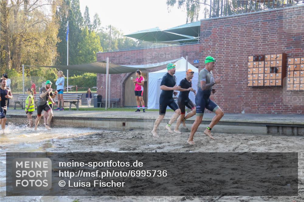 08.09.2024 - Stadtparktriathlon Luisa Fischer http://msf.ph/oto/6995736 08.09.2024 08:46:44 Schwimmen 19, 25, 26, 29, 33, 47, 50, 68, 77, 83, 86 meine-sportfotos.de