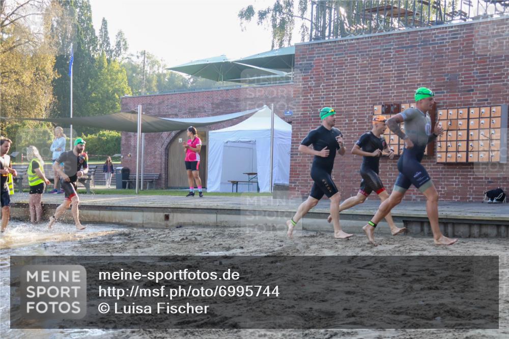 08.09.2024 - Stadtparktriathlon Luisa Fischer http://msf.ph/oto/6995744 08.09.2024 08:46:45 Schwimmen 19, 25, 26, 29, 33, 50, 68, 77, 83, 86 meine-sportfotos.de