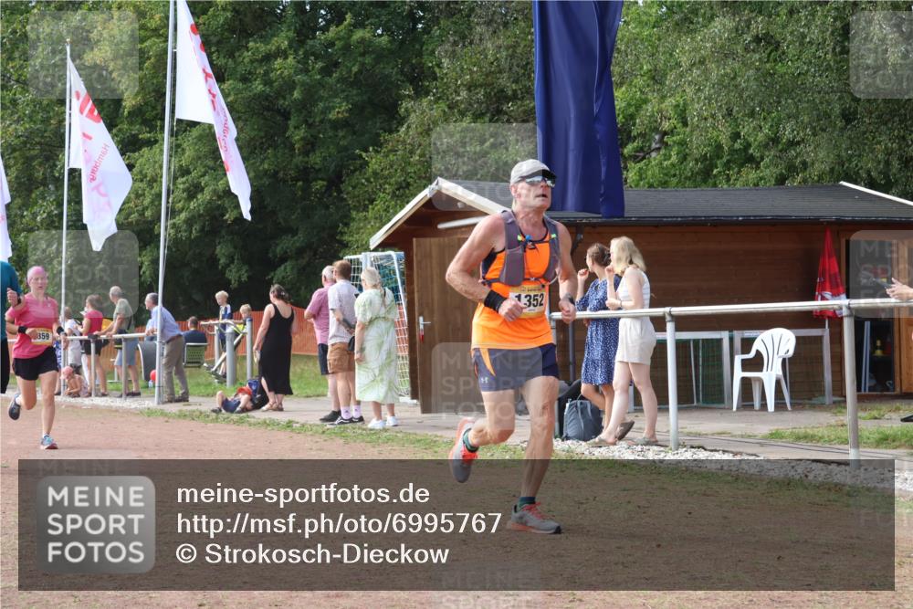 08.09.2024 - Airport Race Strokosch-Dieckow http://msf.ph/oto/6995767 08.09.2024 12:37:37 Ziel 66, 301, 336, 359, 864, 1275, 1321, 1337, 1352, 1356, 1530 meine-sportfotos.de