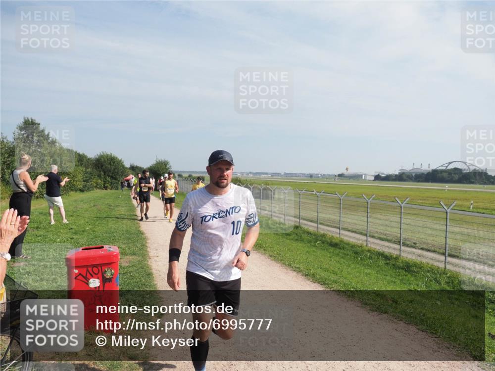 08.09.2024 - Airport Race Miley Keyser http://msf.ph/oto/6995777 08.09.2024 12:17:39 Laufen OLYMPUS, DIGITAL, CAMERA meine-sportfotos.de