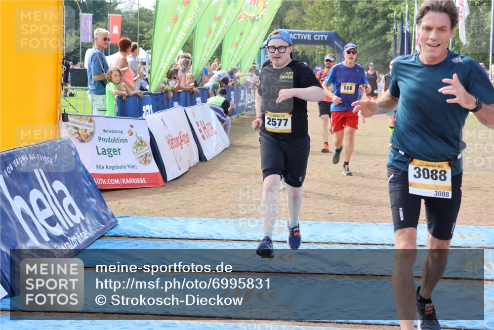 08.09.2024 - Airport Race Strokosch-Dieckow http://msf.ph/oto/6995831 08.09.2024 12:28:27 Ziel 177, 299, 786, 868, 886, 897, 1026, 1141, 1462, 1465, 2577, 3088 meine-sportfotos.de